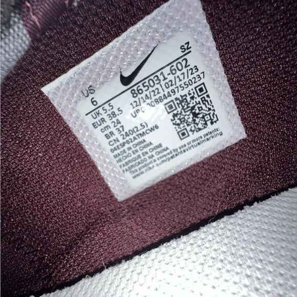 Nike Air Max Goadome Boots, Deep Burgundy/Gum - Picture 9 of 9